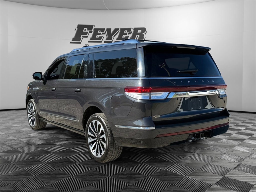 Used 2024 Lincoln Navigator L Reserve image 5