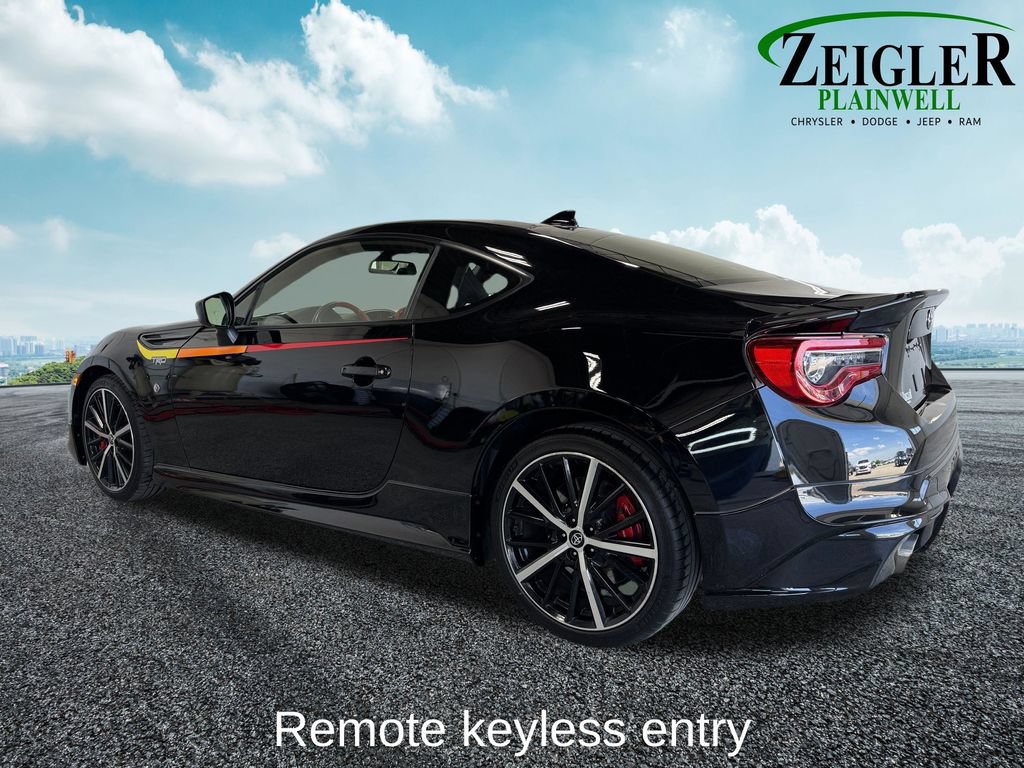 Used 2019 Toyota 86 TRD SE RWD image 3