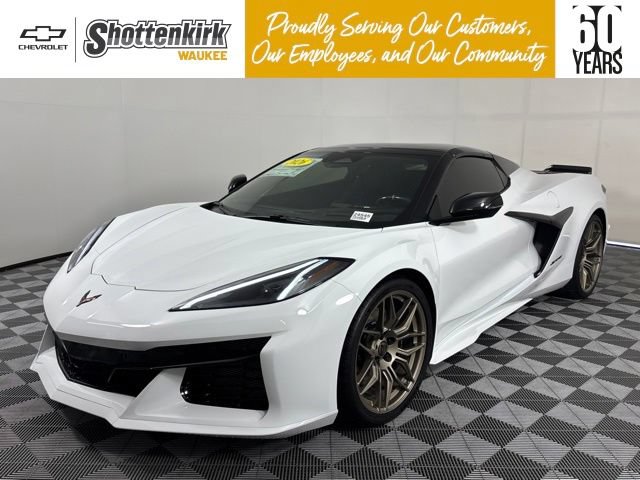Used 2024 Chevrolet Corvette Stingray Premium Cpe w/ Z51 Performance Package