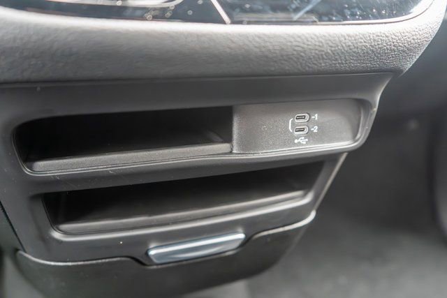New 2026 Chrysler Pacifica Select image 26