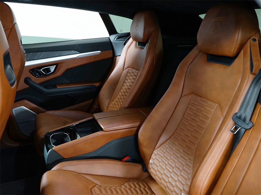 Used 2019 Lamborghini Urus image 20