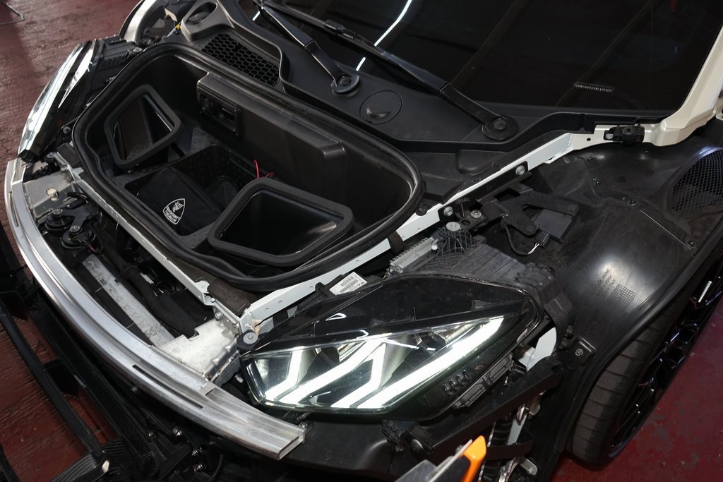 Used 2022 Lamborghini Huracan STO image 32