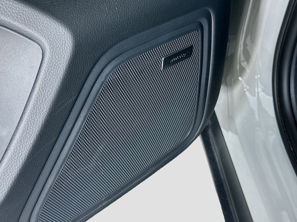 Certified 2026 Porsche Macan AWD/4WD image 21