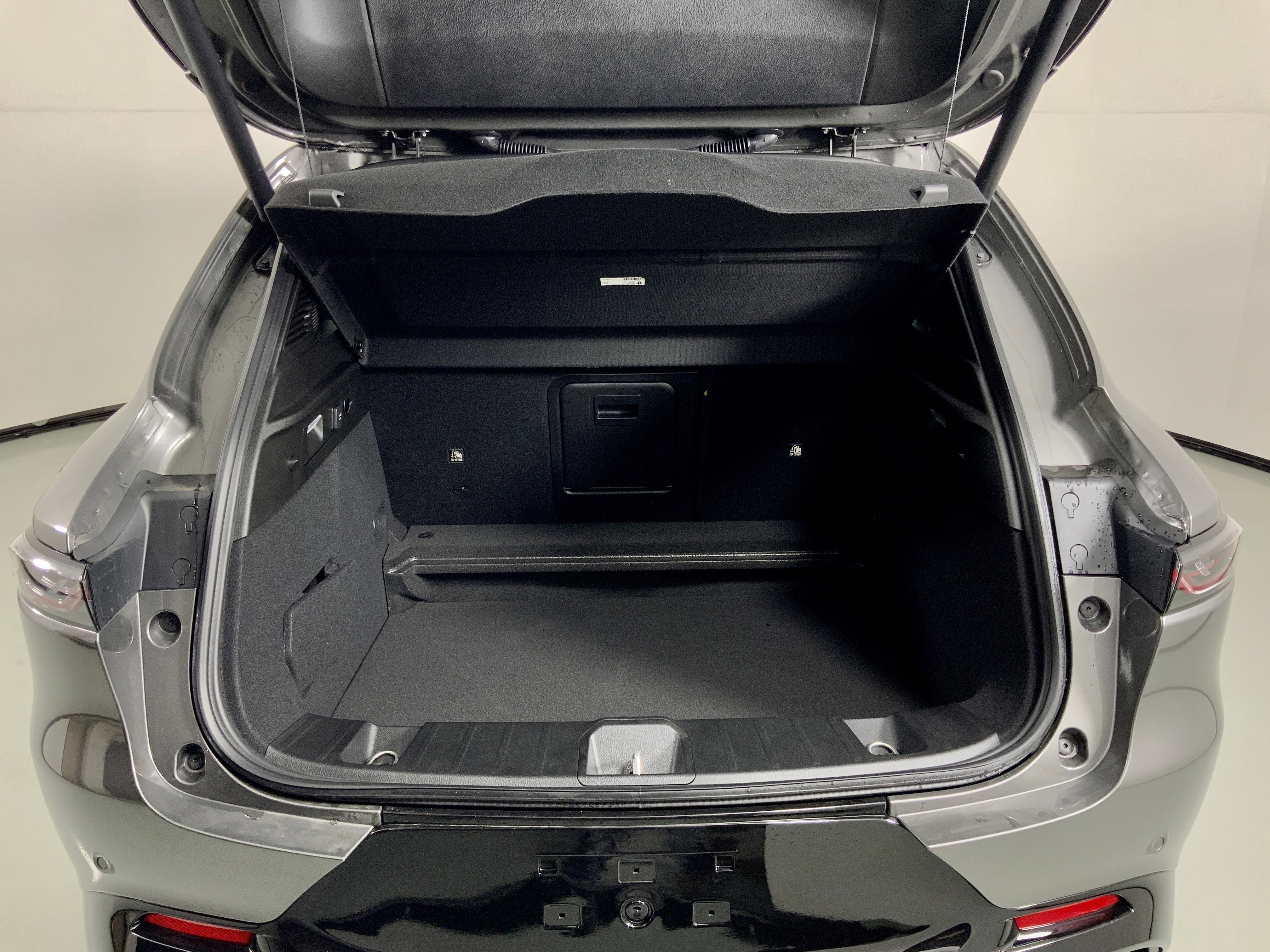 New 2025 Alfa Romeo Tonale w/ Premium Package AWD/4WD image 16