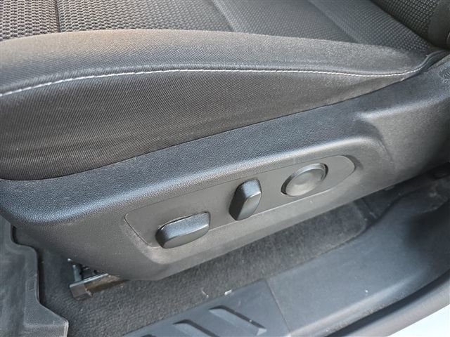 Used 2023 Chevrolet Colorado LT w/ LT Convenience Package II AWD/4WD image 27