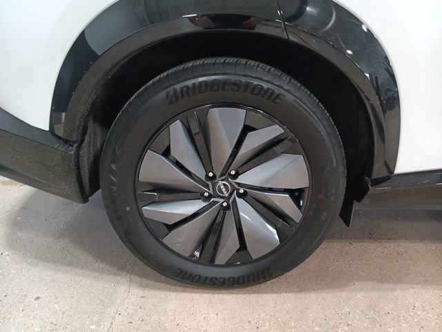 Used 2023 Nissan Ariya AWD image 36