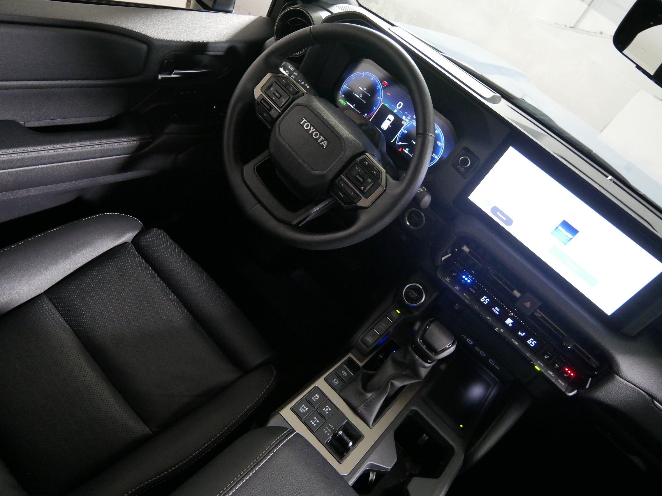 Used 2026 Toyota Land Cruiser w/ Premium Package AWD/4WD image 9