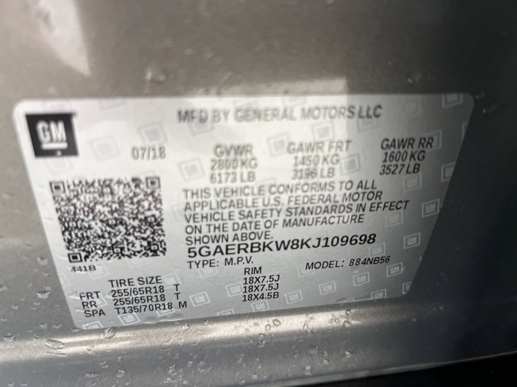 Used 2019 Buick Enclave Essence w/ LPO, Luxury Package image 29