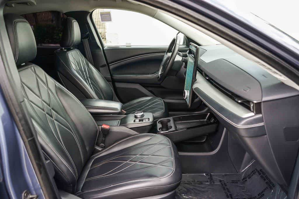 Used 2021 Ford Mustang Mach-E Select RWD image 16