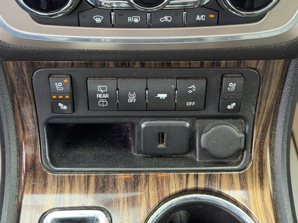 Used 2015 GMC Acadia Denali image 41