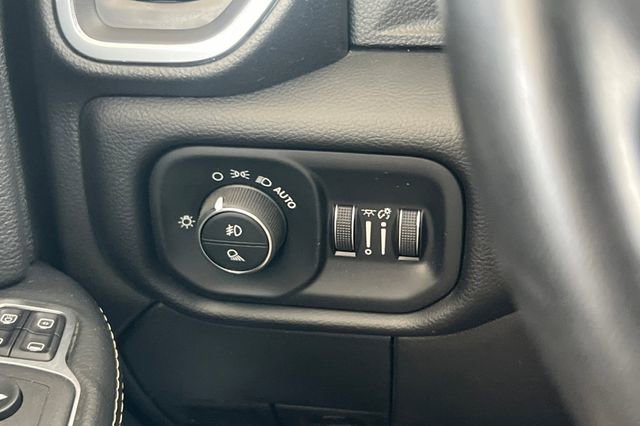 Used 2024 RAM 3500 Laramie w/ Sport Appearance Package AWD/4WD image 34