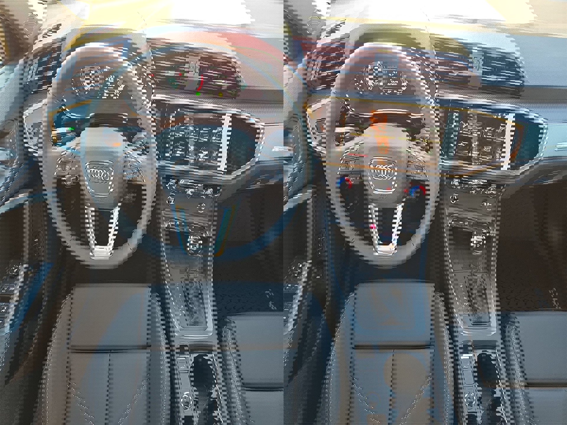 New 2025 Audi Q3 2.0T Premium image 14