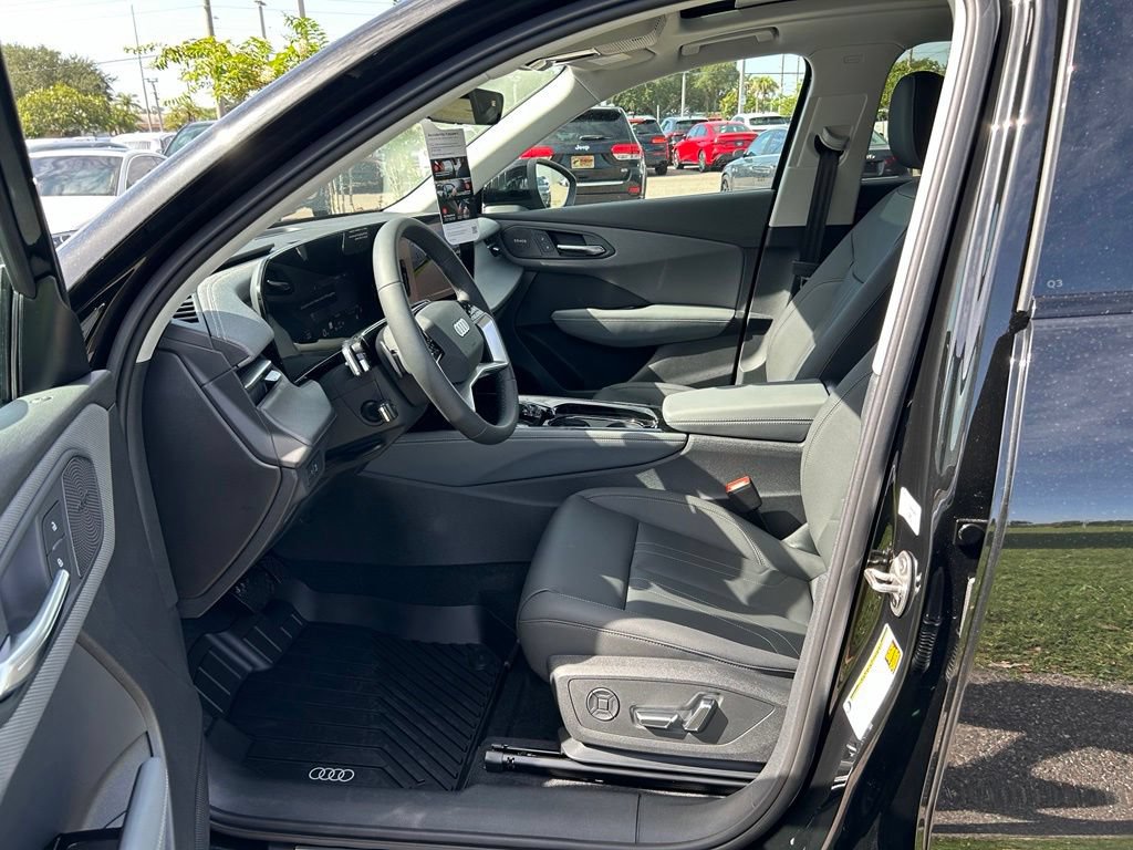 New 2026 Audi Q3 quattro 2.0T AWD/4WD image 10