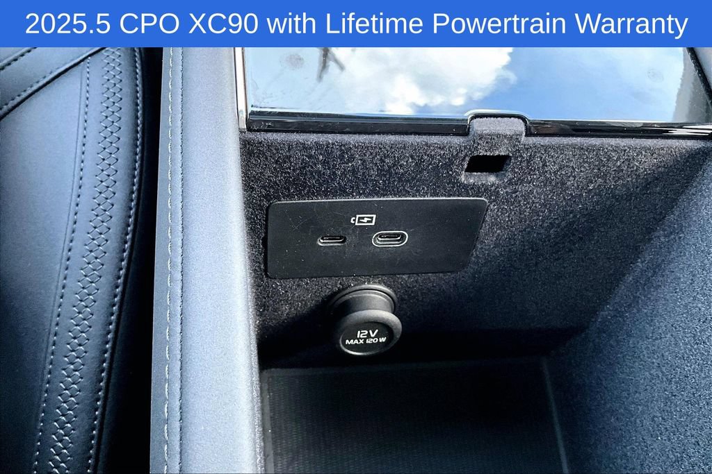 Certified 2025 Volvo XC90 B6 Plus AWD/4WD image 34
