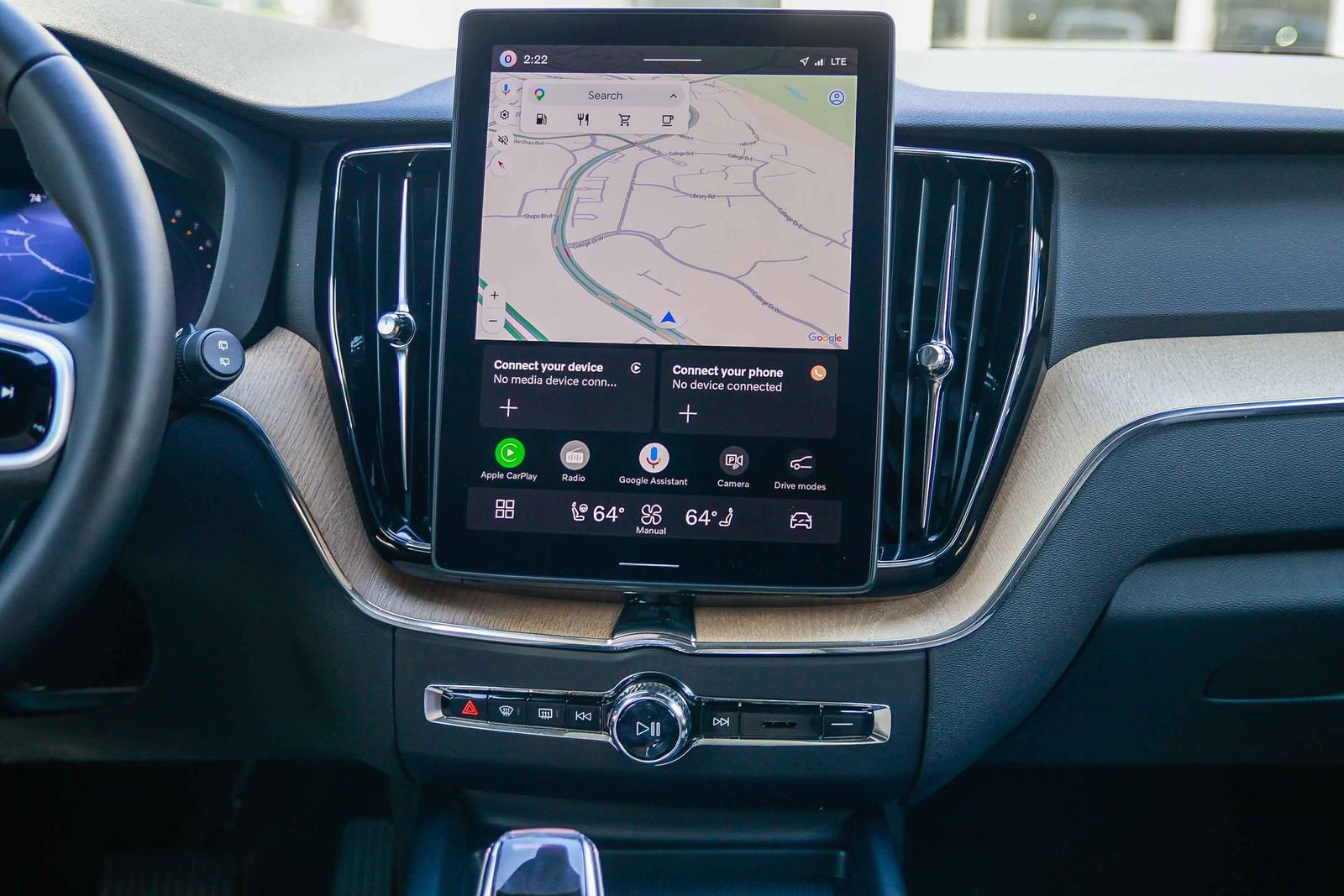 Used 2026 Volvo XC60 B5 Plus w/ Protection Package Premier image 15