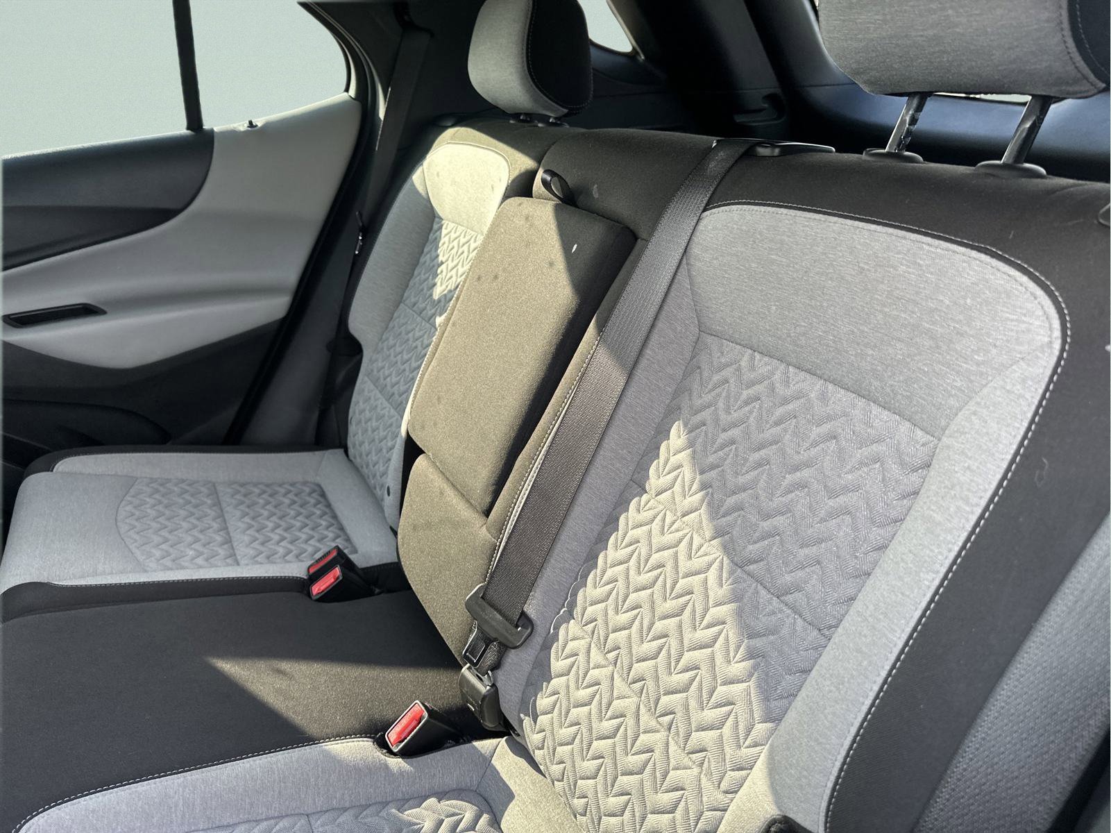Used 2023 Chevrolet Equinox LT image 12