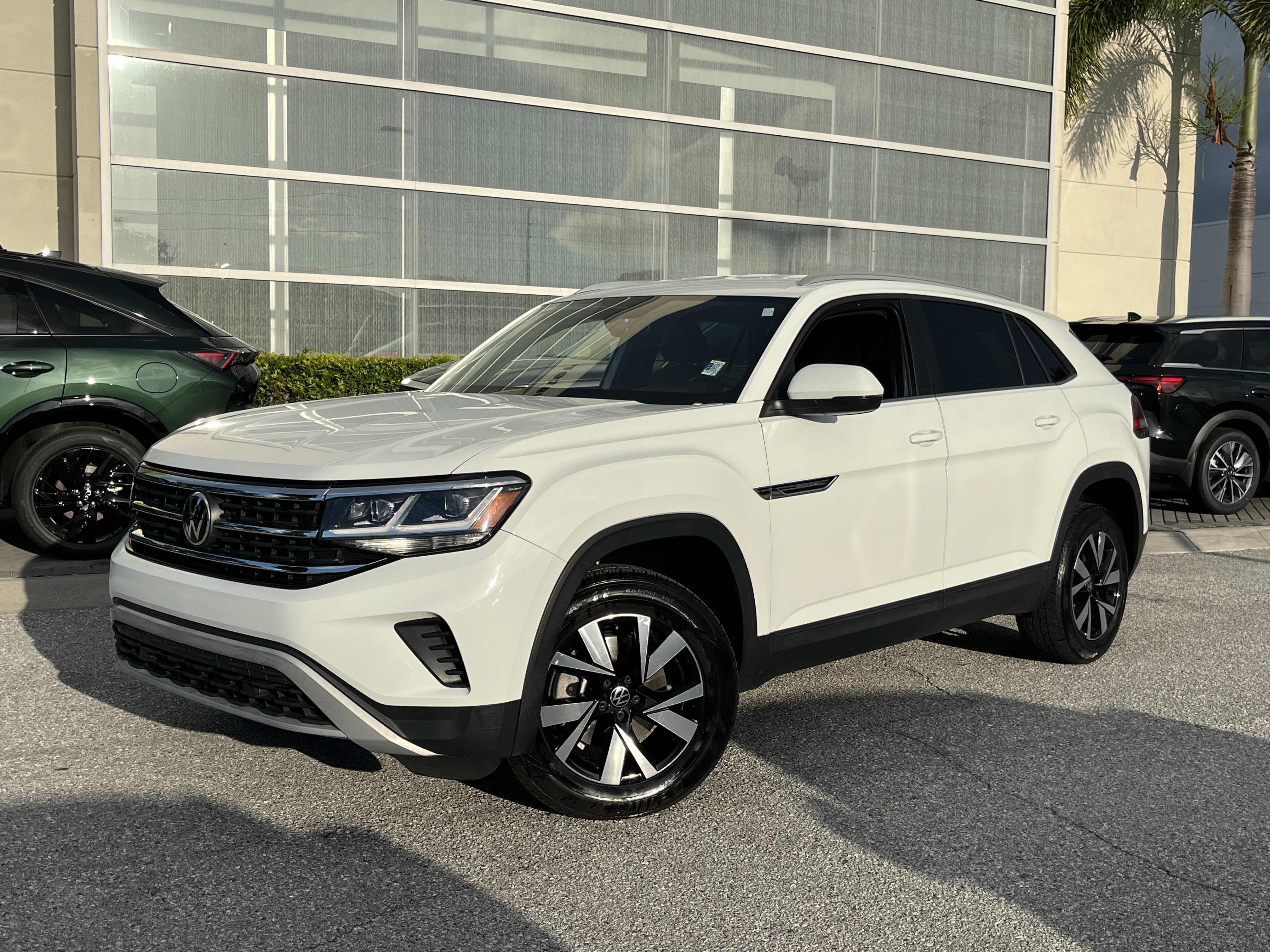 Used 2022 Volkswagen Atlas Cross Sport SE