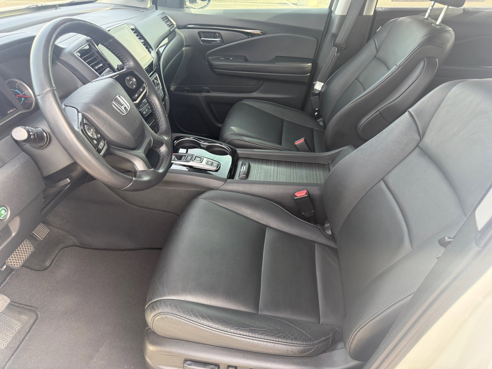 Used 2019 Honda Pilot Touring image 11
