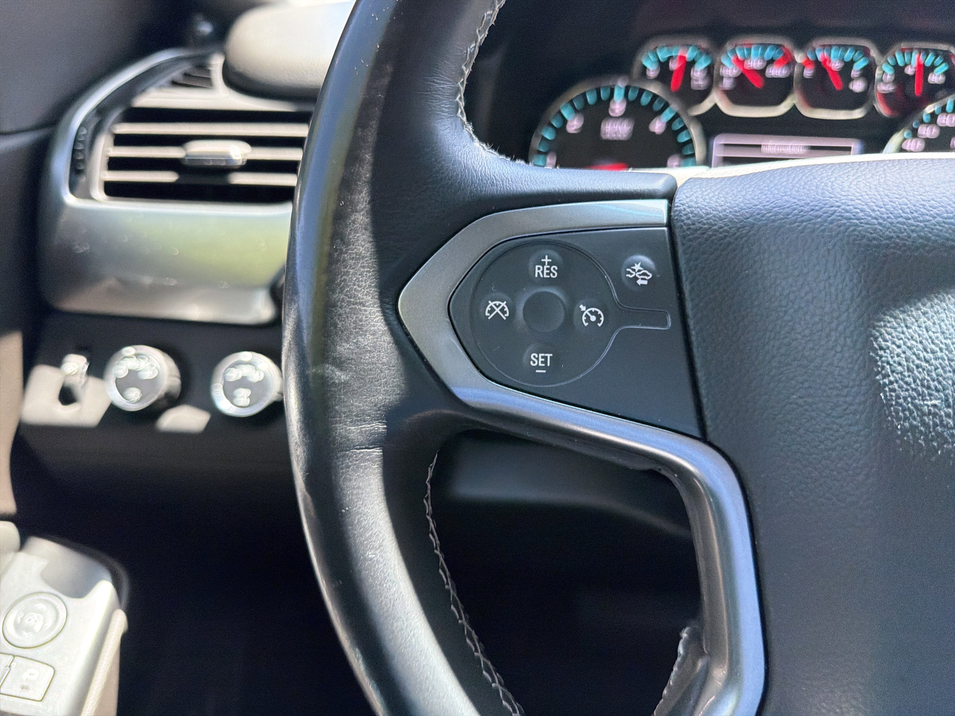 Used 2017 Chevrolet Tahoe LT AWD/4WD image 25