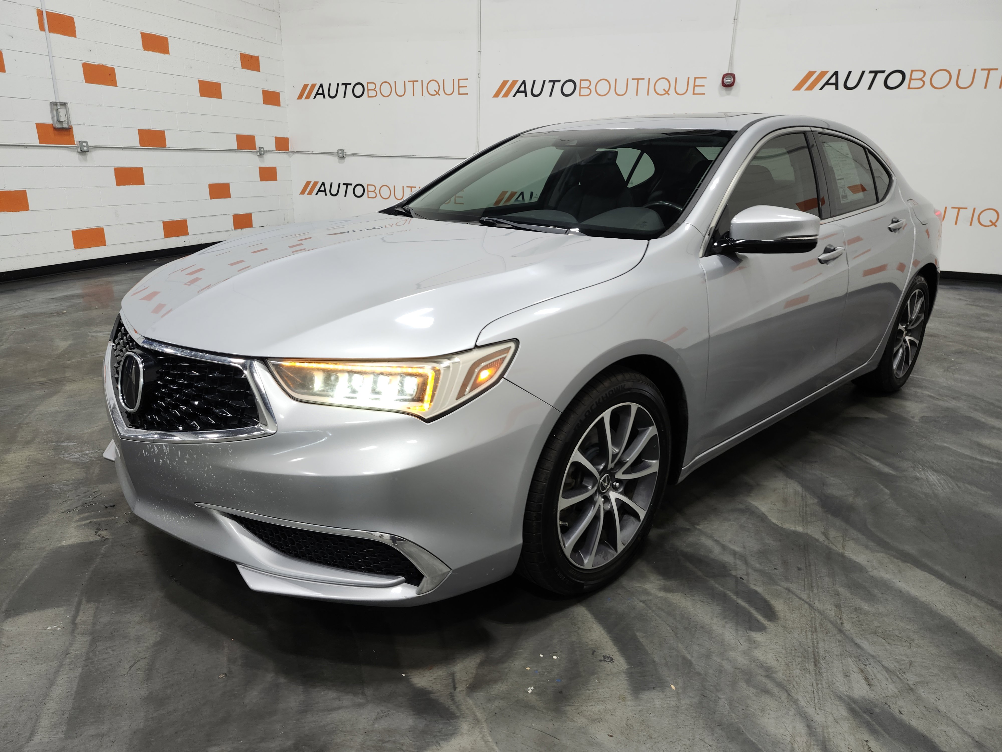 Used 2018 Acura TLX V6 image 14