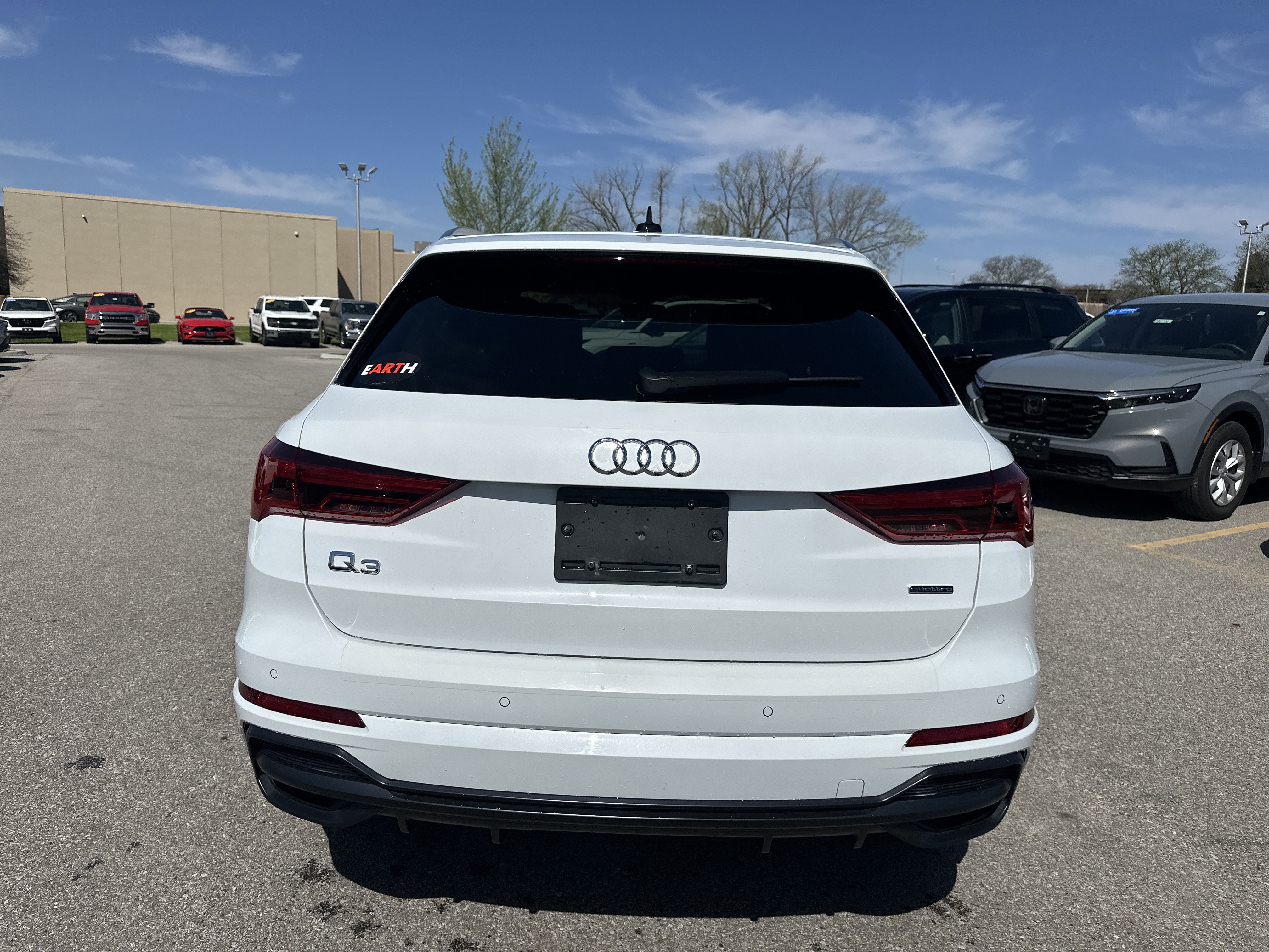 Used 2020 Audi Q3 2.0T Premium AWD/4WD image 9