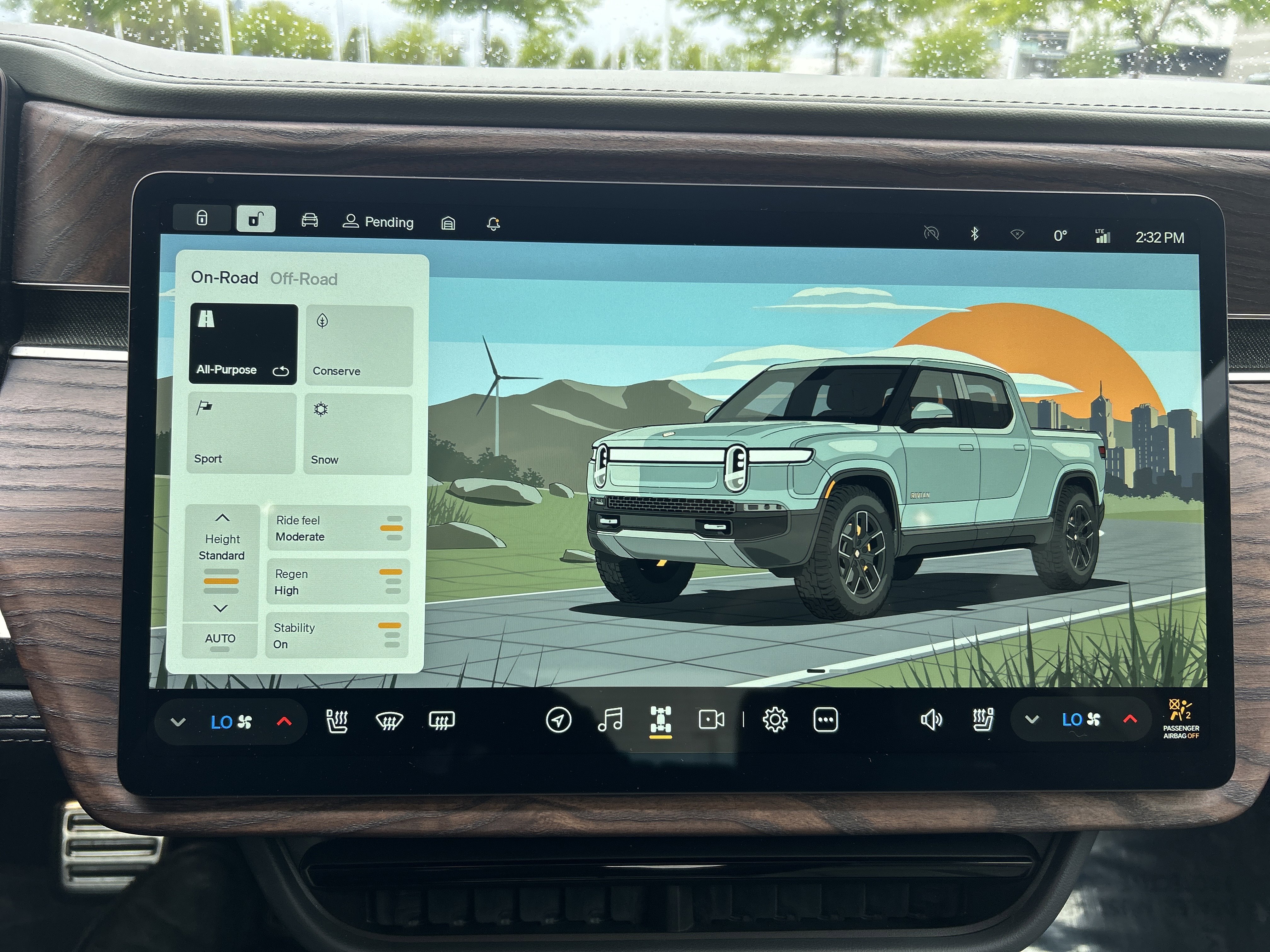 Used 2023 Rivian R1T Adventure AWD/4WD image 23