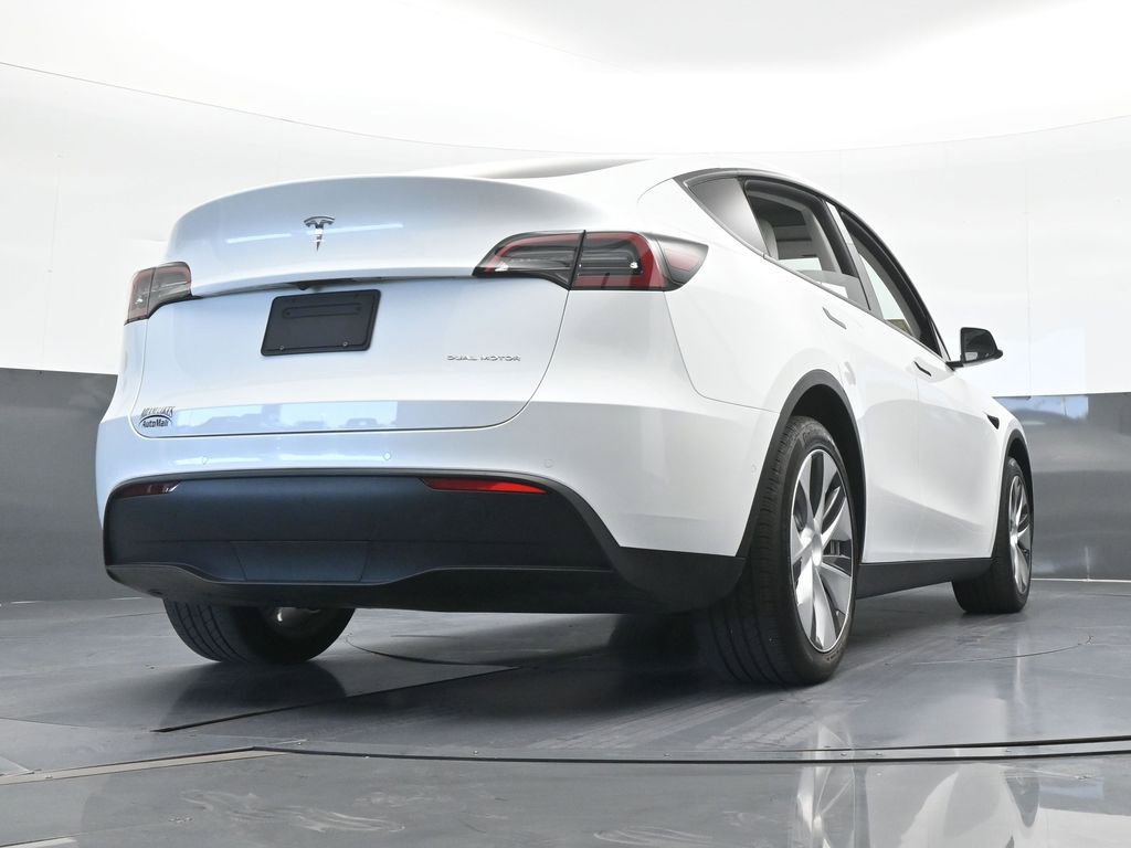 Used 2021 Tesla Model Y Long Range AWD/4WD image 49