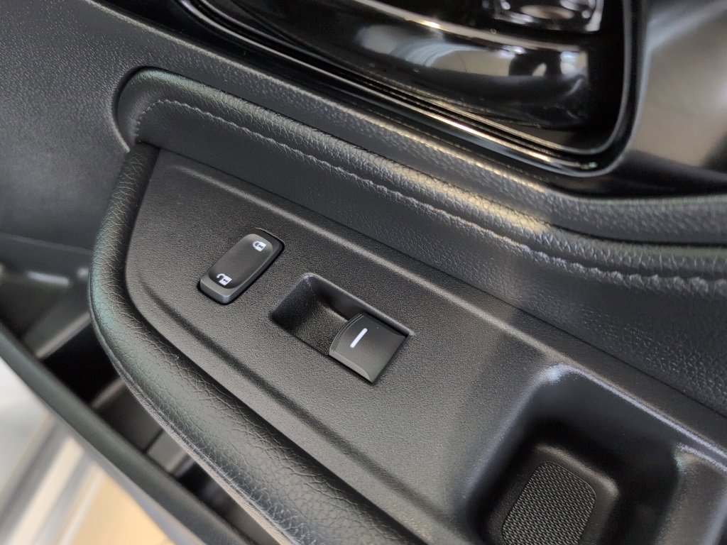 Used 2025 Honda Odyssey Elite image 52
