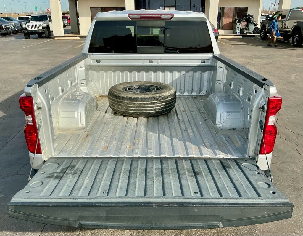 Used 2020 Chevrolet Silverado 1500 LT w/ Texas Edition image 17