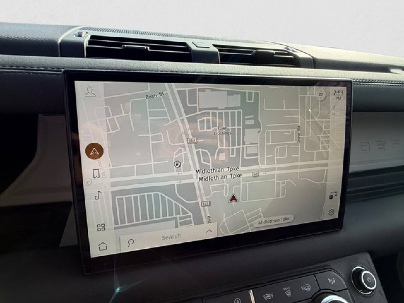 Used 2024 Land Rover Defender 130 S image 16