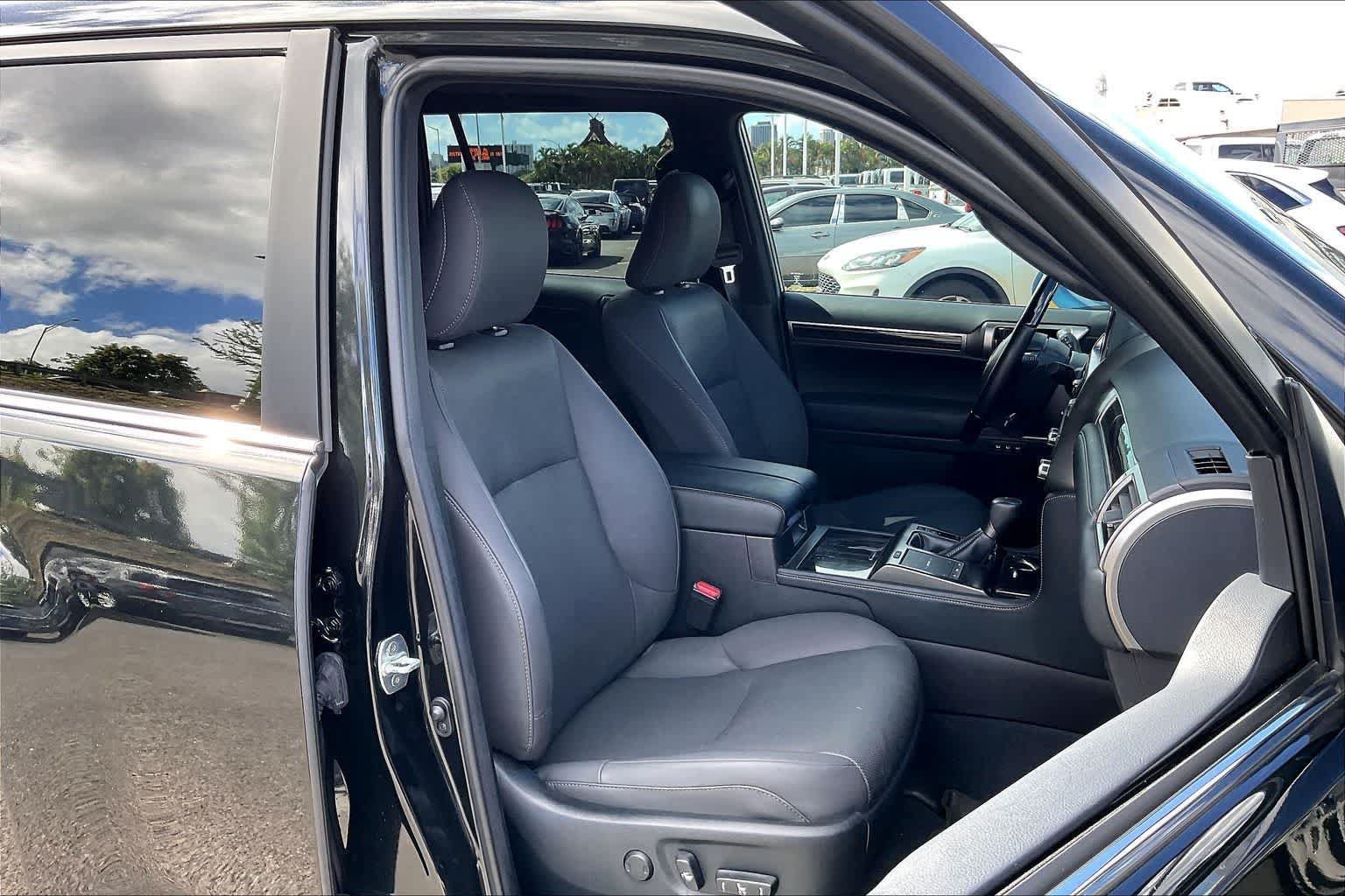 Used 2023 Lexus GX 460 Premium AWD/4WD image 13