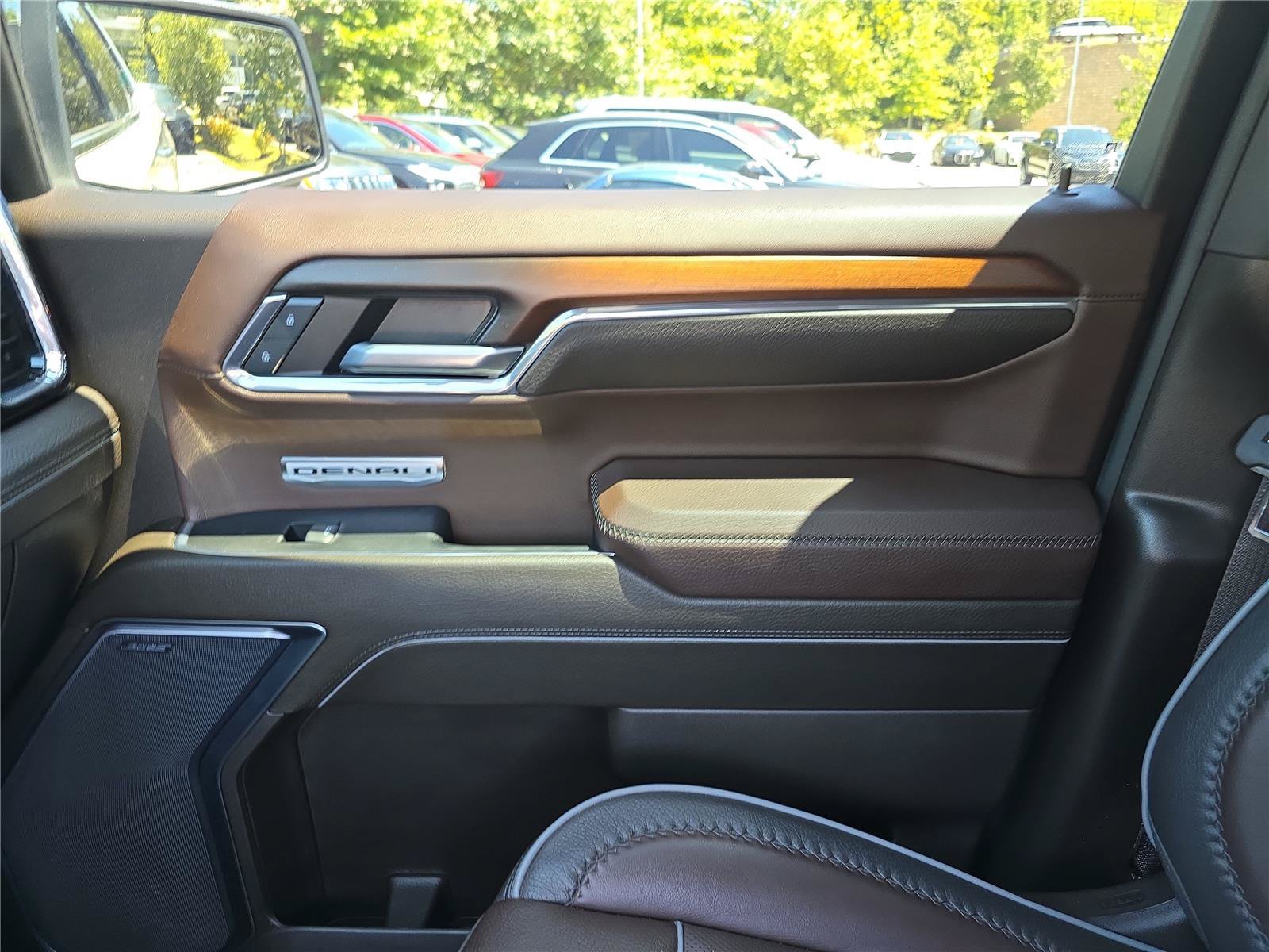 Used 2024 GMC Sierra 1500 Denali AWD/4WD image 23