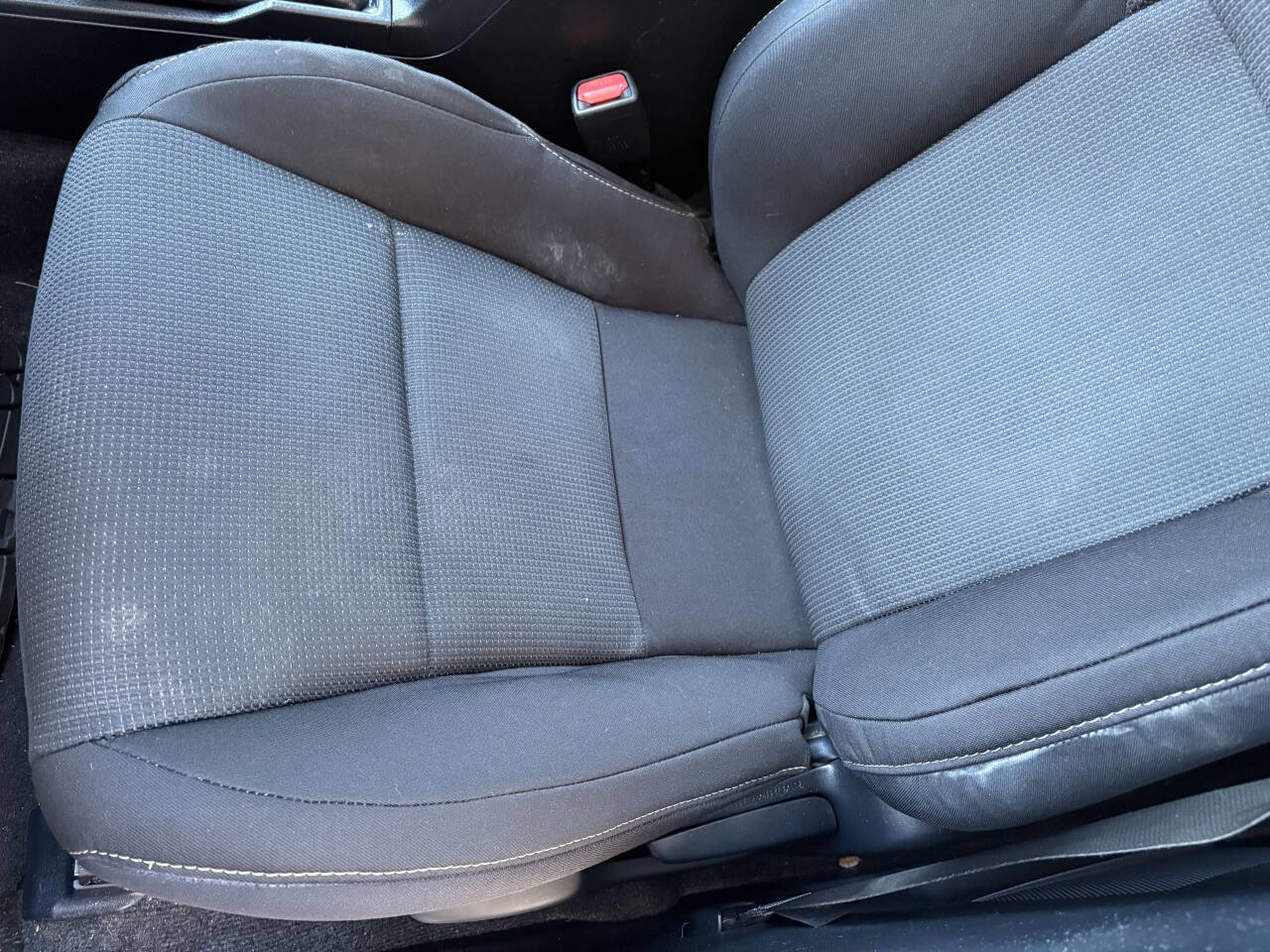 Used 2017 Toyota RAV4 XLE image 13