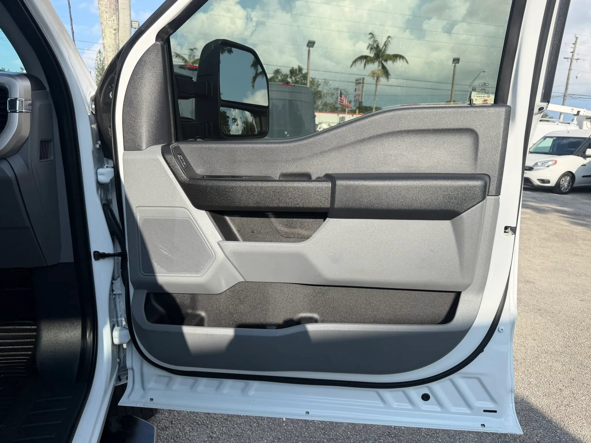 Used 2024 Ford F350 XL w/ Snow Plow Prep Package AWD/4WD image 18