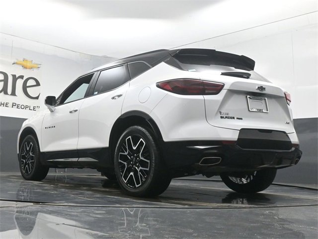 Used 2023 Chevrolet Blazer RS w/ Driver Confidence II Package image 5