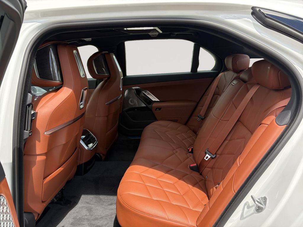 New 2026 BMW 760i xDrive w/ Executive Package AWD/4WD image 13