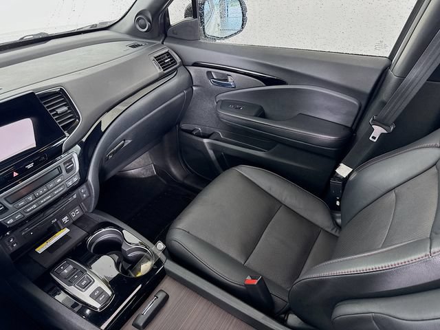 Used 2021 Honda Pilot Black Edition image 25