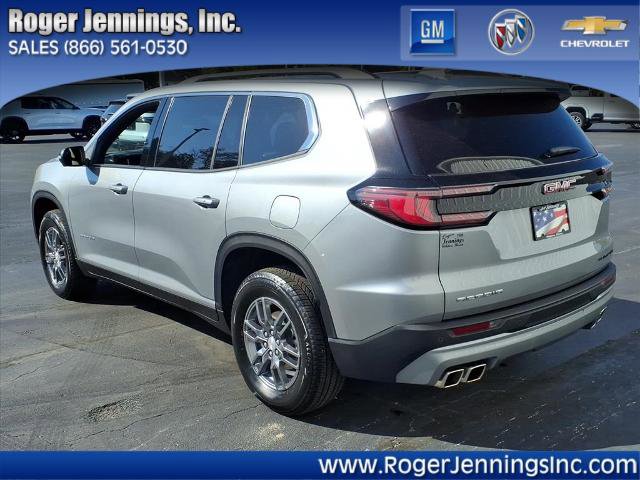 Used 2025 GMC Acadia Elevation image 3