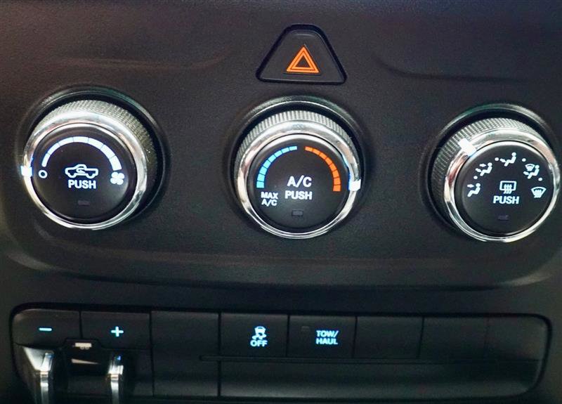 Used 2015 RAM 1500 Tradesman w/ Power & Remote Entry Group image 32