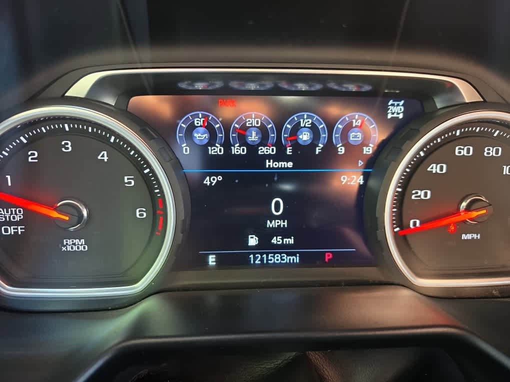 Used 2021 Chevrolet Tahoe Z71 w/ Z71 Off-Road Package AWD/4WD image 18