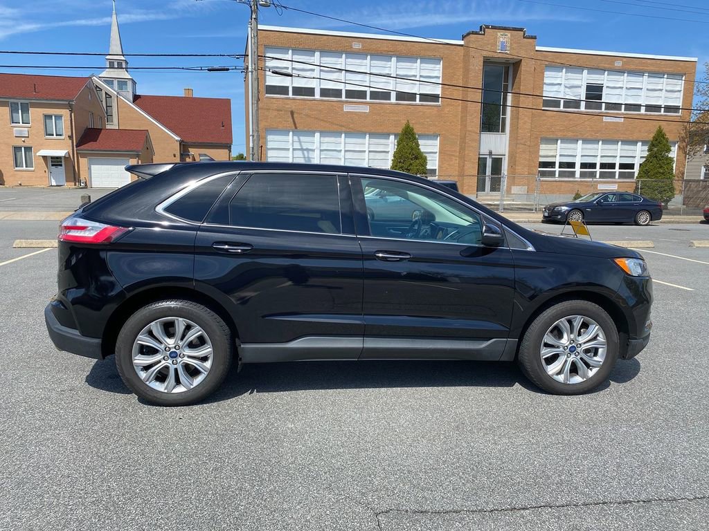 Used 2021 Ford Edge Titanium w/ Cargo Accessory Package image 4