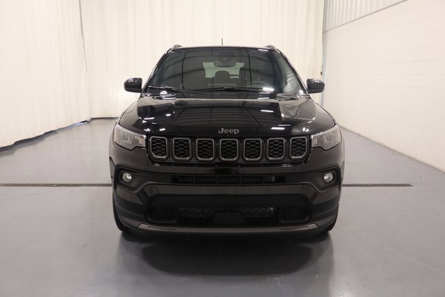 New 2025 Jeep Compass Latitude w/ Sun & Sound Group image 3