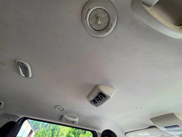 Used 2013 Dodge Grand Caravan SXT FWD image 40