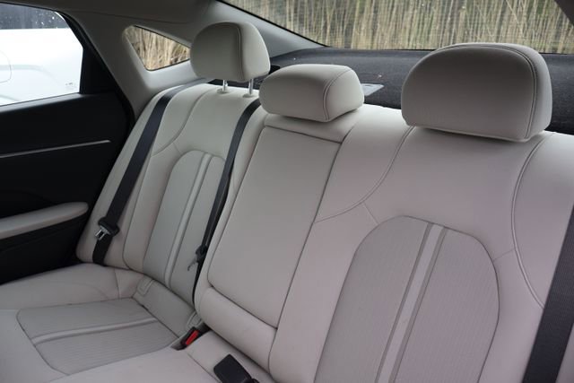 Used 2023 Hyundai Sonata SEL FWD image 8