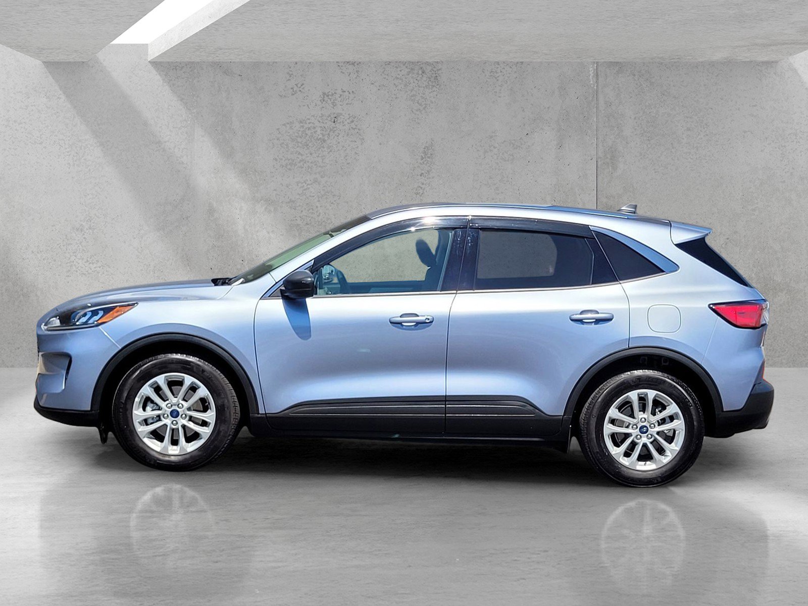 Used 2022 Ford Escape SE w/ Convenience Package FWD image 7