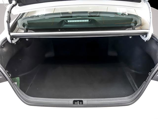 Certified 2025 Toyota Camry SE image 19