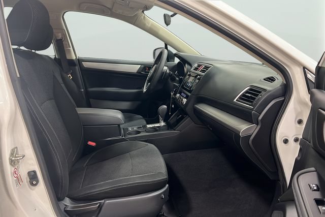 Used 2018 Subaru Outback 2.5i AWD/4WD image 13