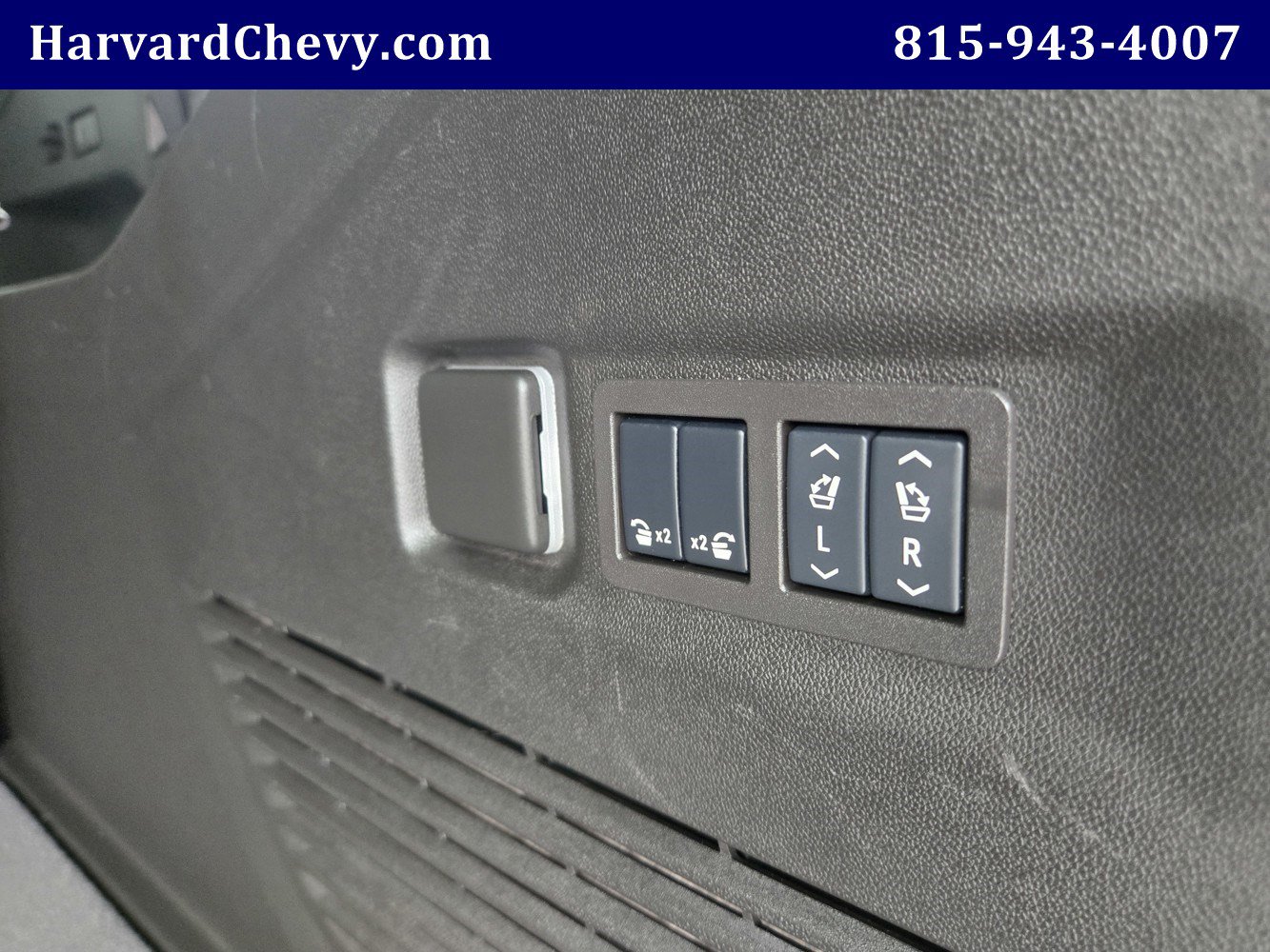 Certified 2024 Chevrolet Suburban High Country AWD/4WD image 30