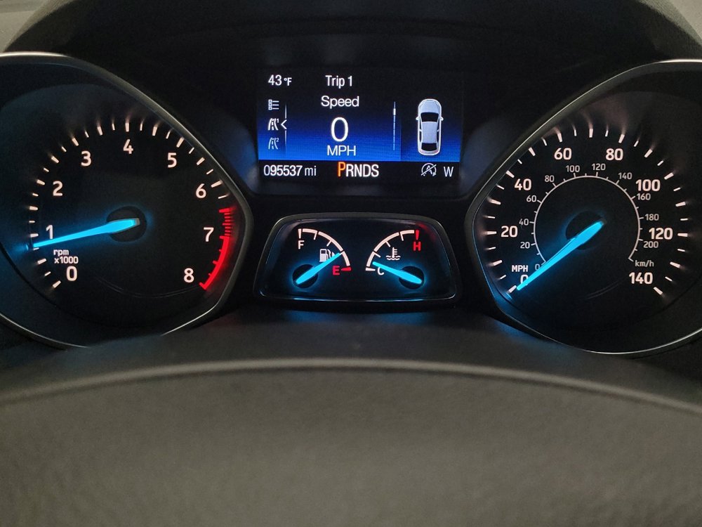 Used 2018 Ford Escape SE w/ SE Sport Appearance Package image 23