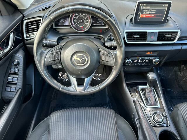 Used 2016 MAZDA MAZDA3 i Touring w/ Popular Equipment Package FWD image 16